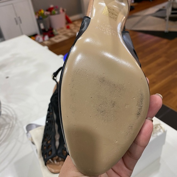 ***SOLD*** Valentino Lasercut peep toe - Picture 5 of 5